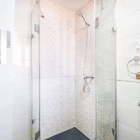 Loix Mar 2-f Levante Apartment *